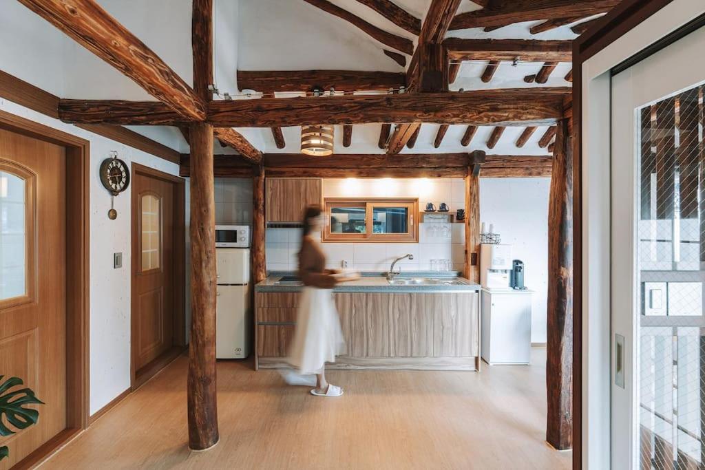 Hanokstay Haru Jeonju Exterior photo