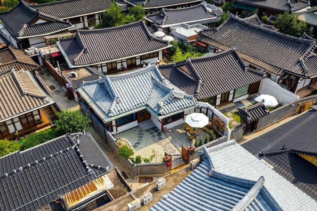 Hanokstay Haru Jeonju Exterior photo