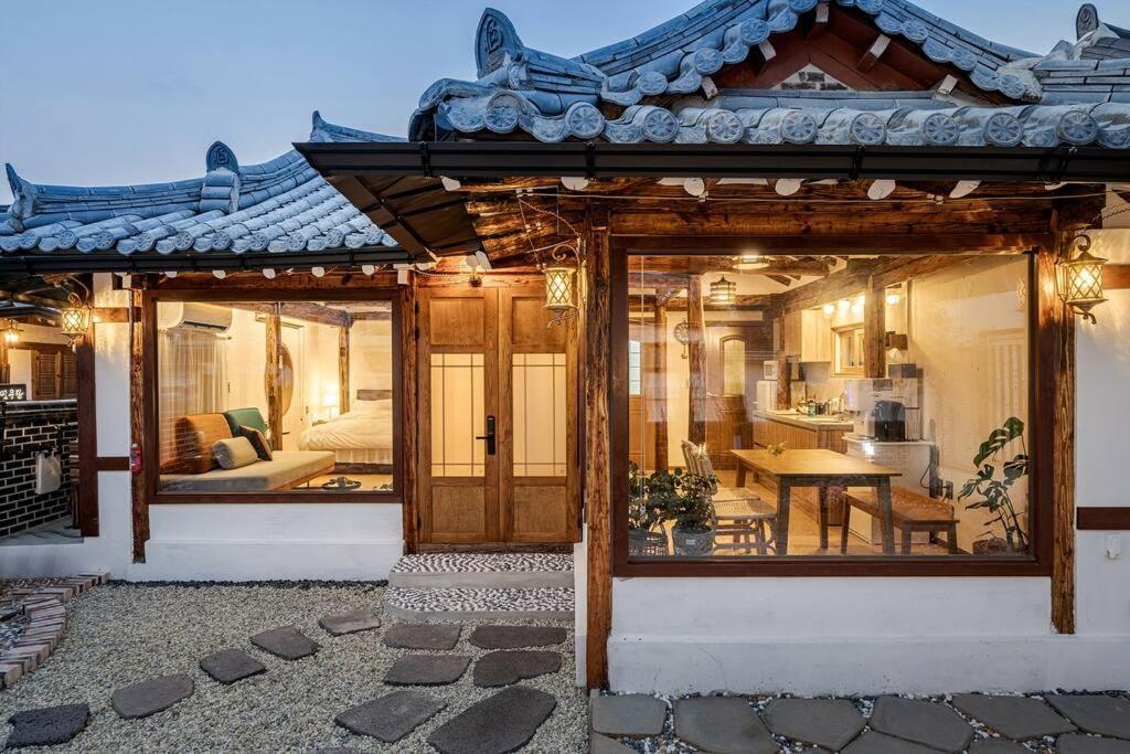 Hanokstay Haru Jeonju Exterior photo